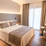 Golden Bahia De Tossa & 4* Sup. 4* Tossa de Mar