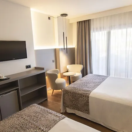 Golden Bahia De Tossa & 4* Sup. Szálloda 4*