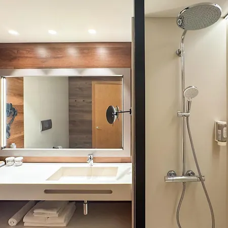 酒店 Golden Bahia De Tossa & 4* Sup. 滨海托萨