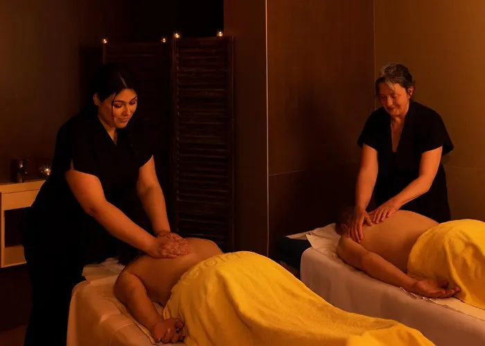 Otel Golden Bahia De Tossa & 4* Sup. Tossa de Mar