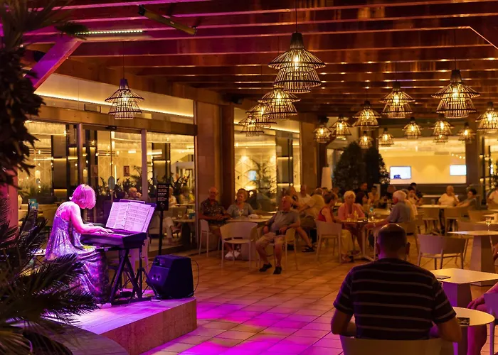 Golden Bahia De Tossa & 4* Sup. 酒店 滨海托萨