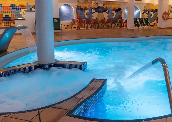 Golden Bahia De Tossa & 4* Sup. 滨海托萨