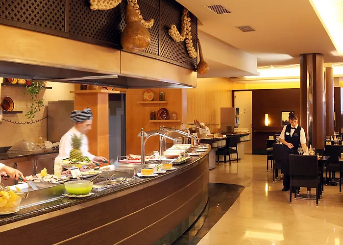 Golden Bahia De Tossa & 4* Sup. Otel 4*