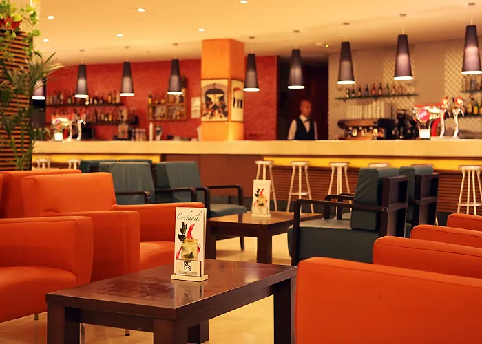 Golden Bahia De Tossa & 4* Sup. 4* 滨海托萨